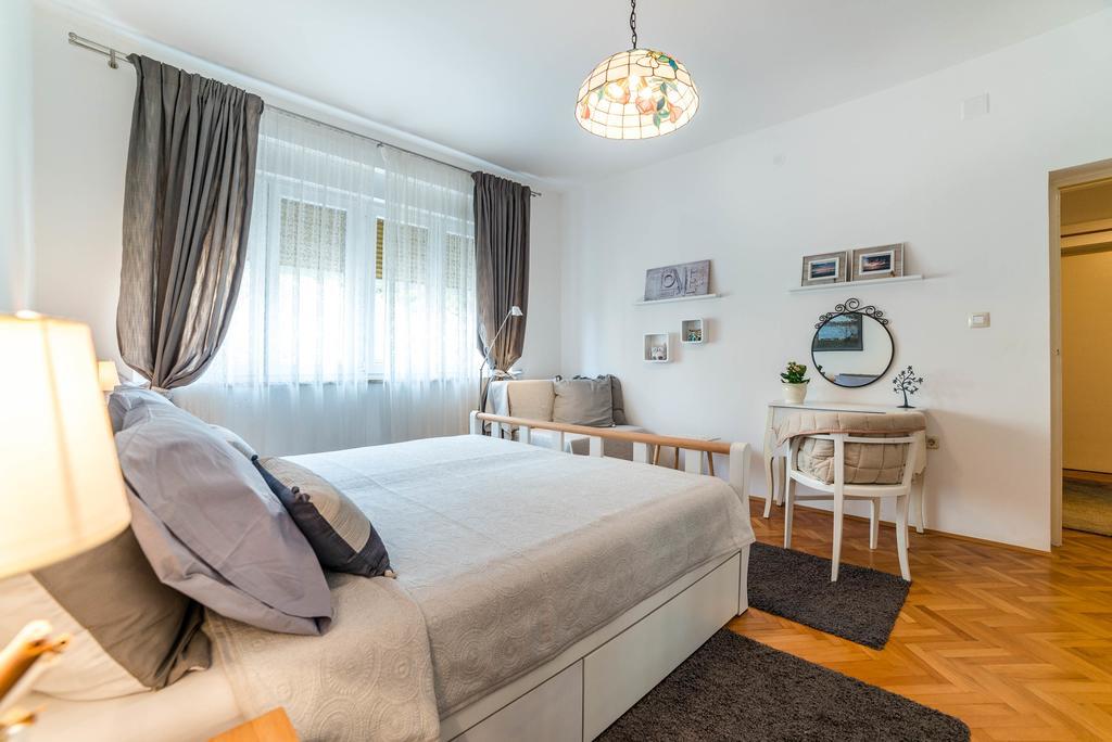 Apartment Aquileia Пула Экстерьер фото