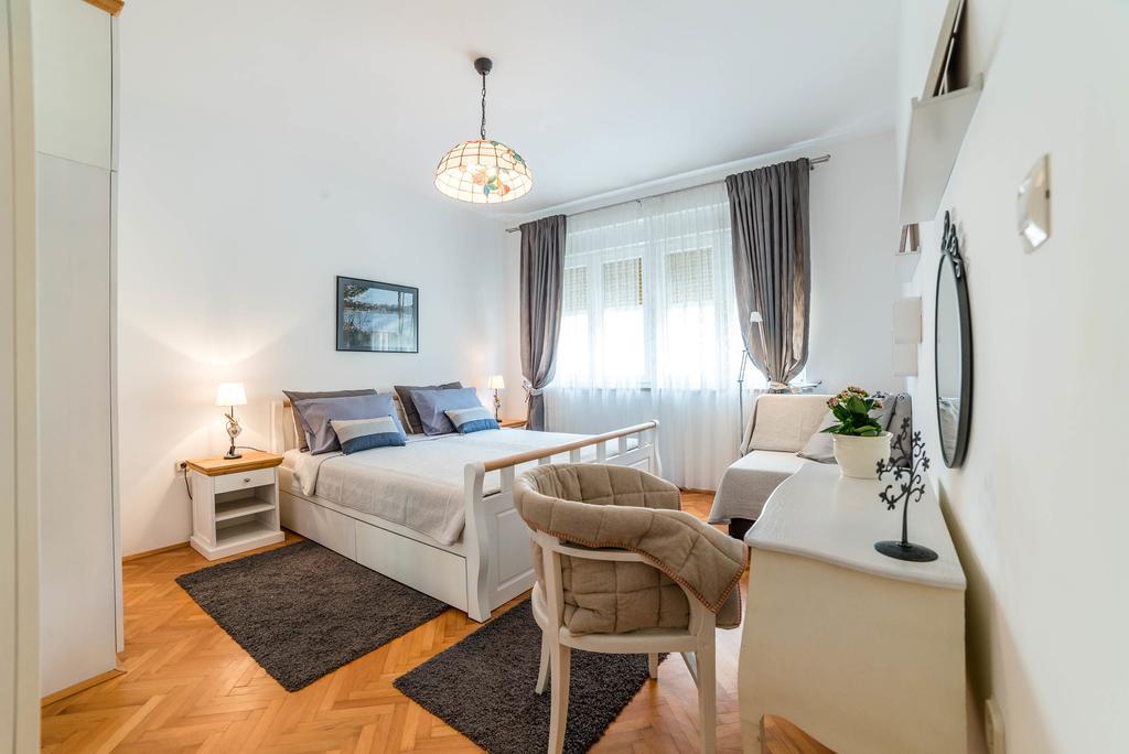Apartment Aquileia Пула Экстерьер фото