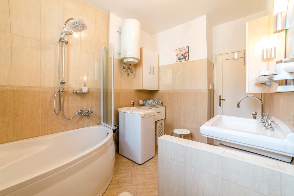 Apartment Aquileia Пула Экстерьер фото